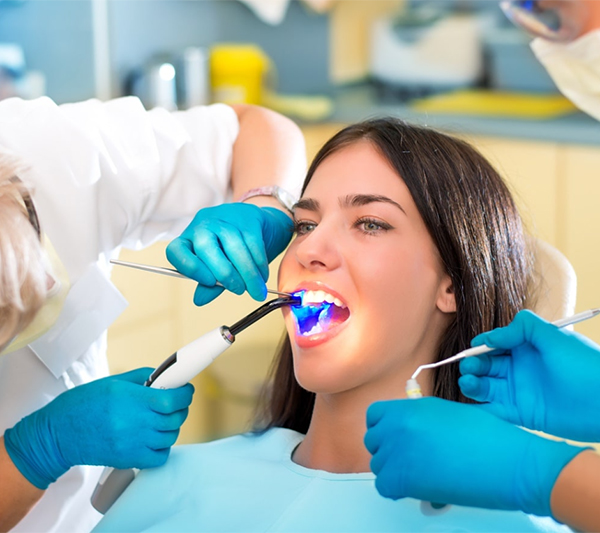 Ağız, Diş ve Çene Cerrahisi Hangi Hastalıklara Bakar?